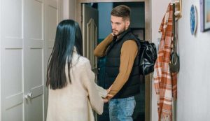 Illustrazione di un ragazzo che sta per partire (pexels FOTO) - www.managementcue.it