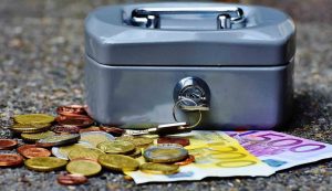 Cassetta per i soldi