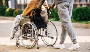 Assistenza ai disabili (Depositphotos foto) - www.managementcue.it