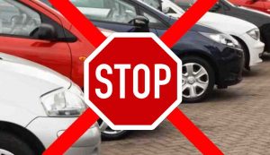 Stop a queste auto (Depositphotos foto) - www.managementcue.it