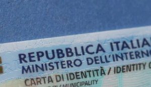 Carta d'Identità (Depositphotos foto) - www.managementcue.it