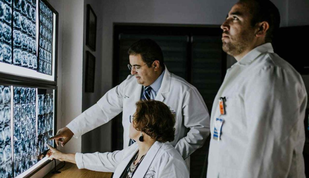 Medici al lavoro