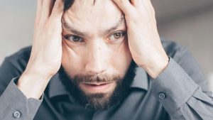 Uomo disperato partita iva