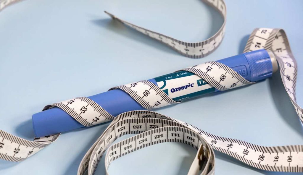 Ozempic e Wegovy riducono le spese alimentari: uno studio rivela l’impatto economico dei farmaci per la perdita di peso